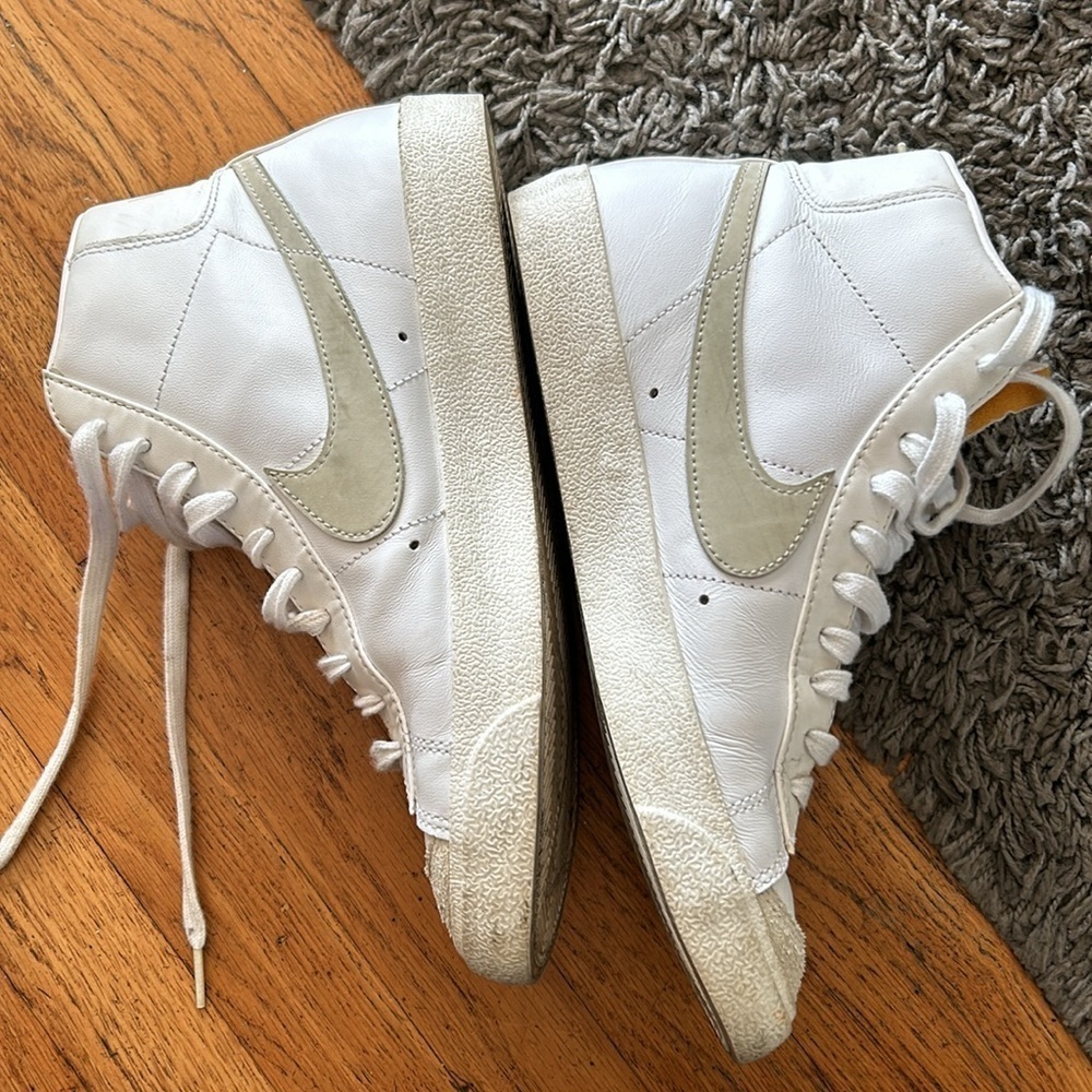 Nike Blazer Sneakers Mid '77 Vintage White Retro Athletic Men's 8.5 - Picture 3 of 11